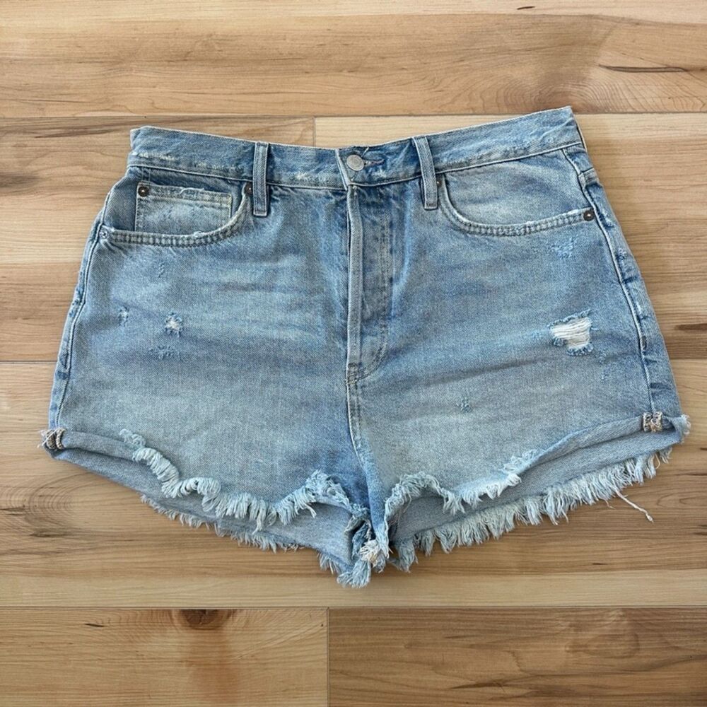 We The Free Free‎ People Denim Distressed High Waisted Light Wash Shorts Size 31